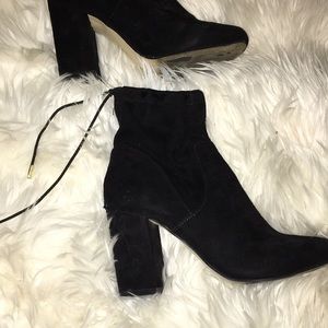 Steve Madden booties size 5